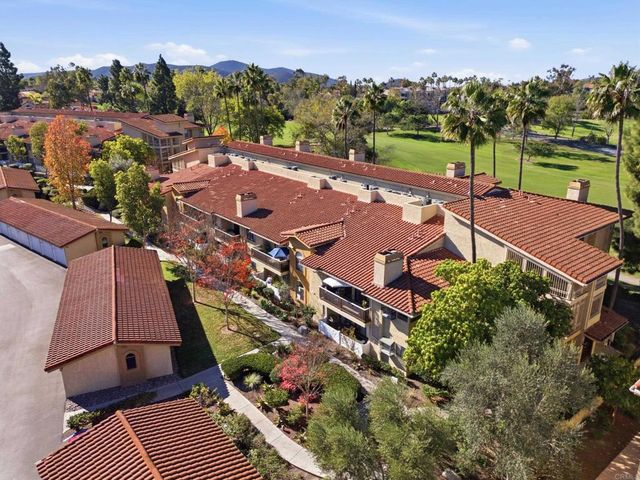 12250 Corte Sabio 2210, San Diego, CA 92128