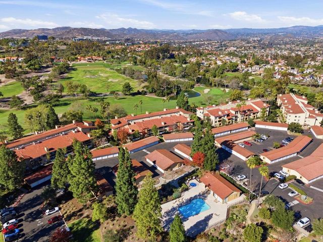 12250 Corte Sabio 2210, San Diego, CA 92128