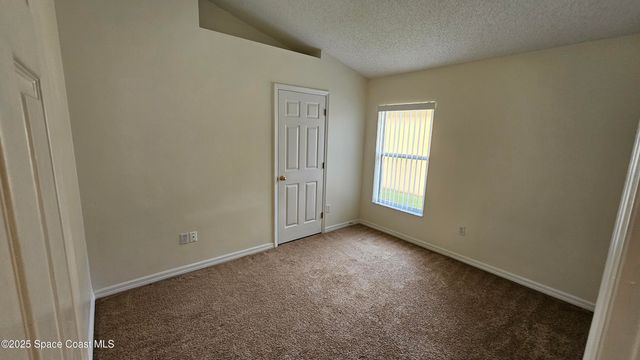 2410 Stratford Pointe Drive, Melbourne, FL 32904