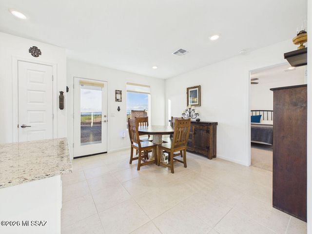8843 E Canyon Walnut Way, Vail, AZ 85641