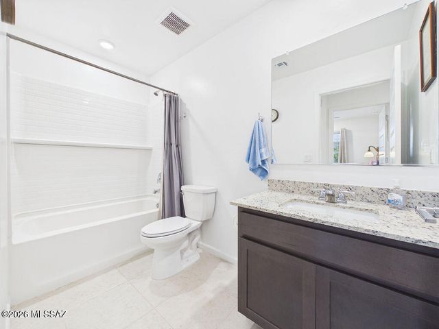 8843 E Canyon Walnut Way, Vail, AZ 85641