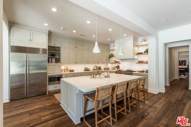 2052 Shadow Creek Drive, Agoura Hills, CA 91301