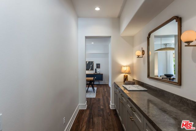 2052 Shadow Creek Drive, Agoura Hills, CA 91301
