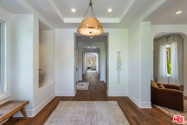 2052 Shadow Creek Drive, Agoura Hills, CA 91301