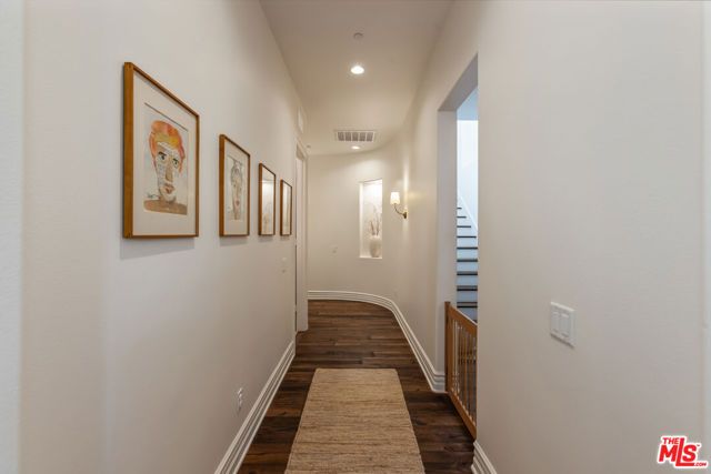 2052 Shadow Creek Drive, Agoura Hills, CA 91301