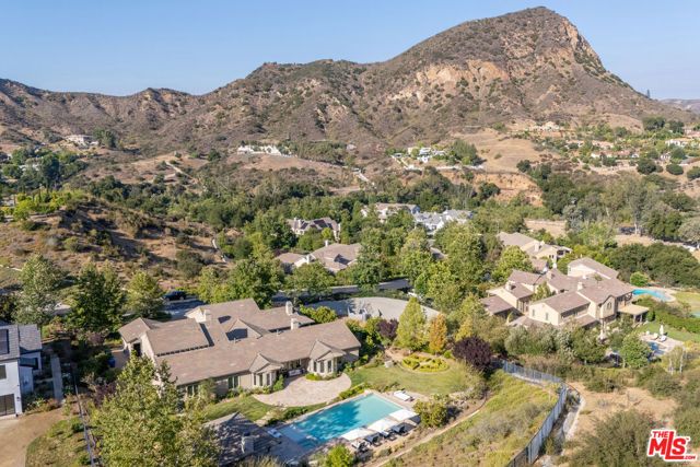 2052 Shadow Creek Drive, Agoura Hills, CA 91301
