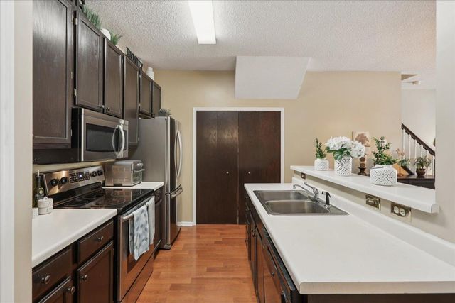 15568 Gateway Path 147, Apple Valley, MN 55124