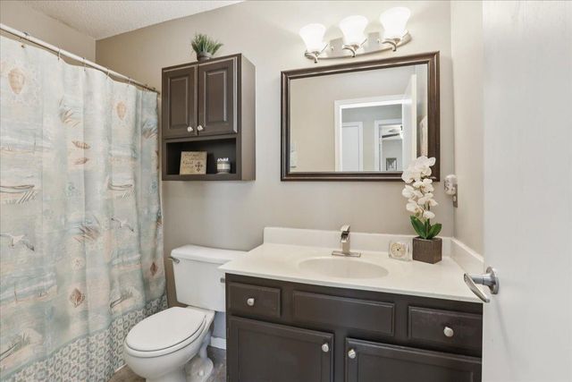 15568 Gateway Path 147, Apple Valley, MN 55124