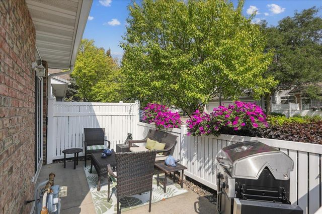 15568 Gateway Path 147, Apple Valley, MN 55124