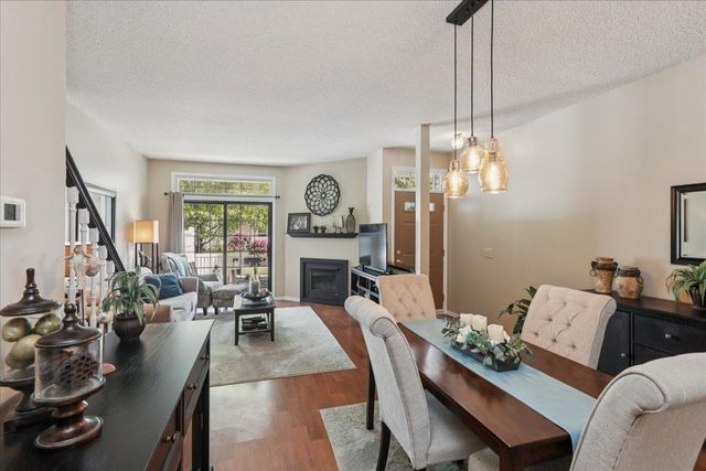 15568 Gateway Path 147, Apple Valley, MN 55124