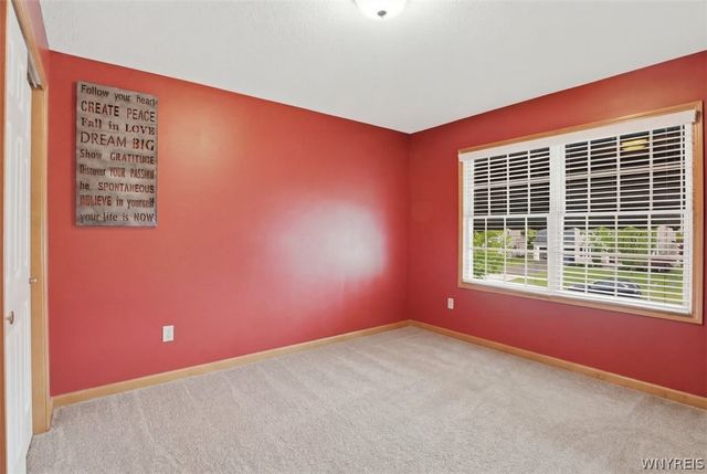 2305 Winterberry Drive, Hamburg, NY 14085