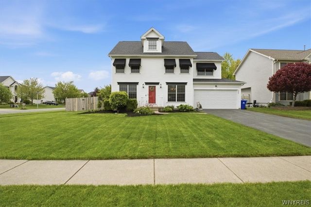 2305 Winterberry Drive, Hamburg, NY 14085