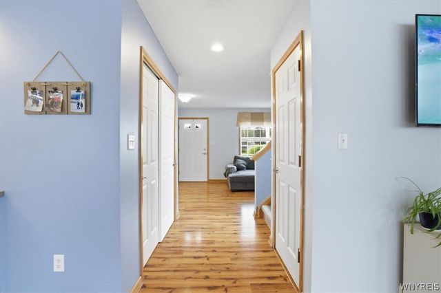2305 Winterberry Drive, Hamburg, NY 14085