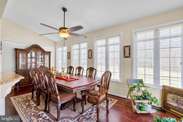 8601 PAPS PKWY, La Plata, MD 20646