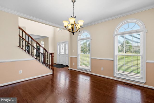 8601 PAPS PKWY, La Plata, MD 20646
