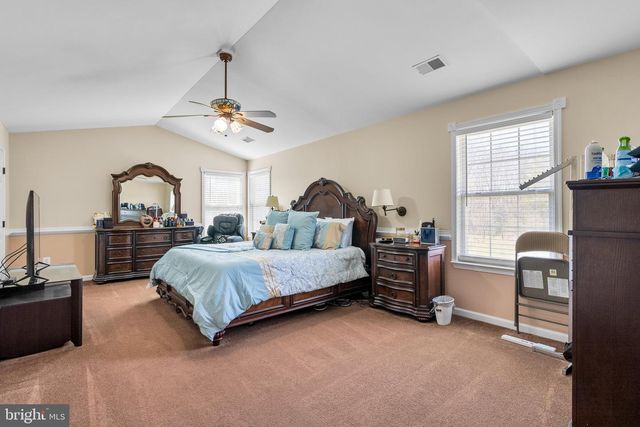 8601 PAPS PKWY, La Plata, MD 20646