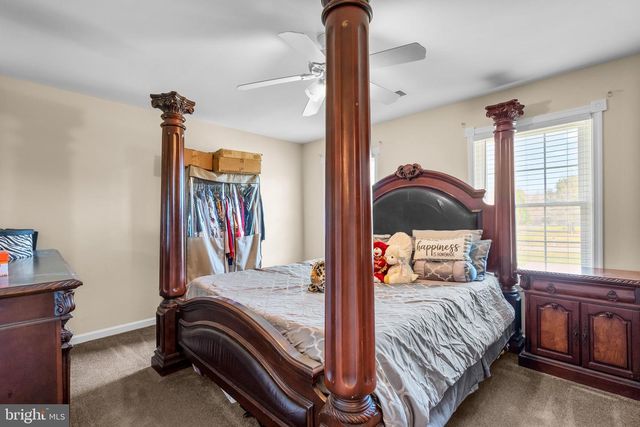 8601 PAPS PKWY, La Plata, MD 20646