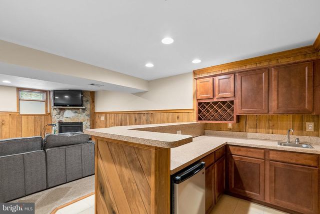 8601 PAPS PKWY, La Plata, MD 20646