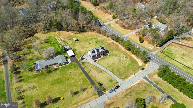 8601 PAPS PKWY, La Plata, MD 20646