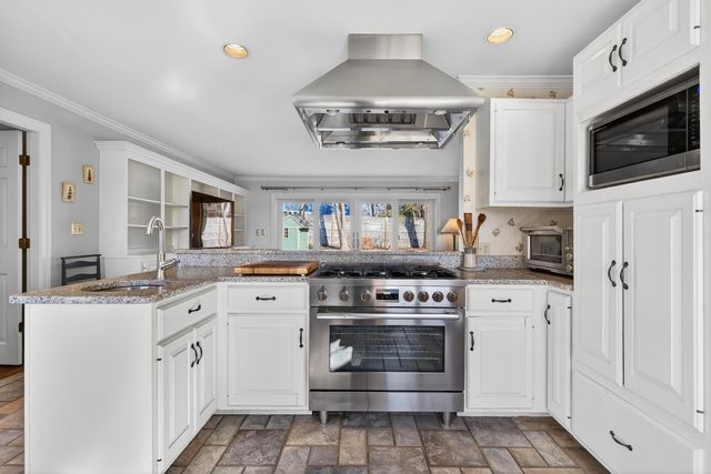 6 Drury Lane, South Berwick, ME 03908