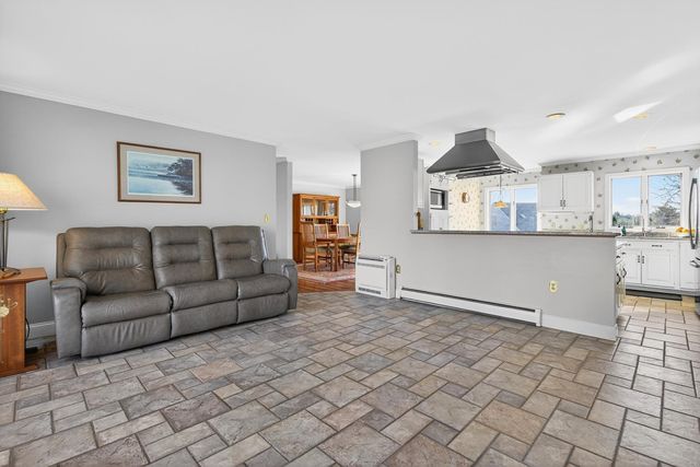 6 Drury Lane, South Berwick, ME 03908