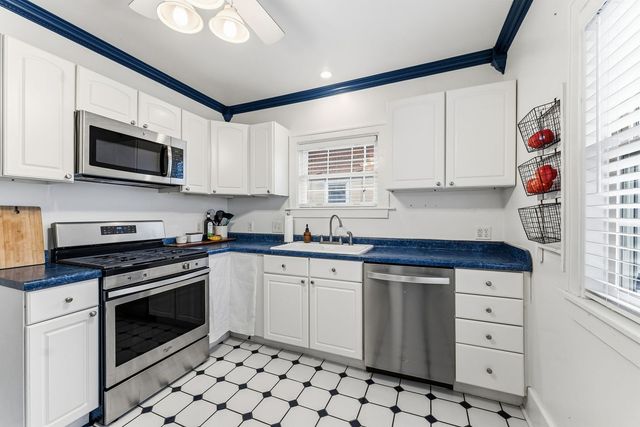 2509 East Street, Davenport, IA 52803