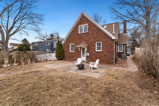 2509 East Street, Davenport, IA 52803