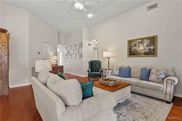 4604 Madison Circle, Northport, AL 35457