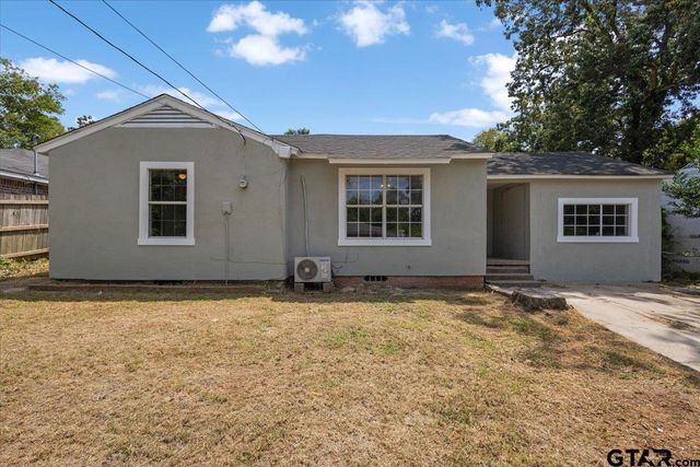 2318 Pine Burr Rd., Tyler, TX 75702
