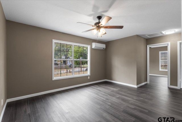 2318 Pine Burr Rd., Tyler, TX 75702