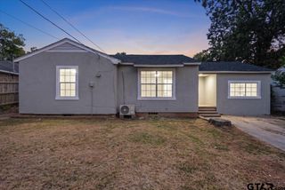 2318 Pine Burr Rd., Tyler, TX 75702