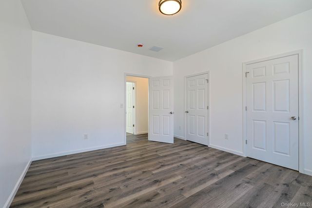 17 Brooklyn Street, Port Jervis, NY 12771