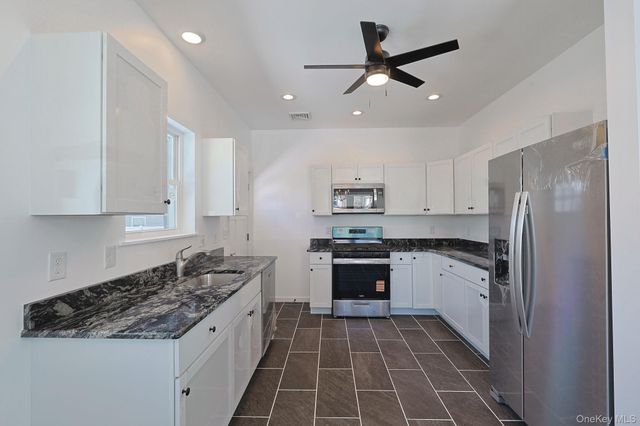 17 Brooklyn Street, Port Jervis, NY 12771