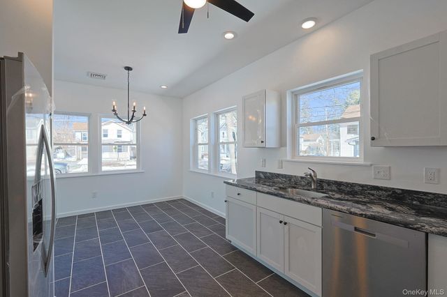 17 Brooklyn Street, Port Jervis, NY 12771