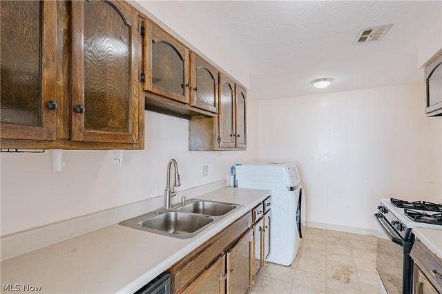 12900 Lake Avenue 1924, Lakewood, OH 44107