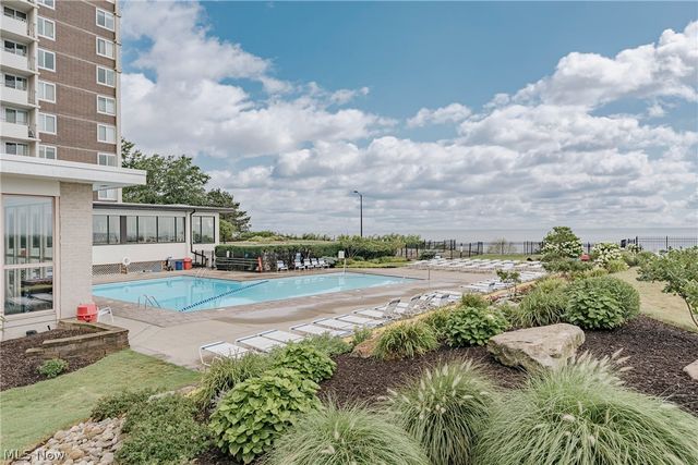 12900 Lake Avenue 1924, Lakewood, OH 44107