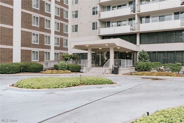 12900 Lake Avenue 1924, Lakewood, OH 44107