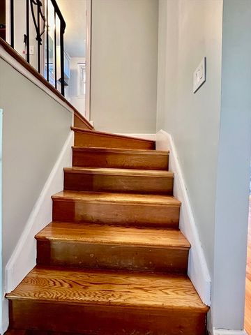 9 Champlain Dr., Hudson, MA 01749