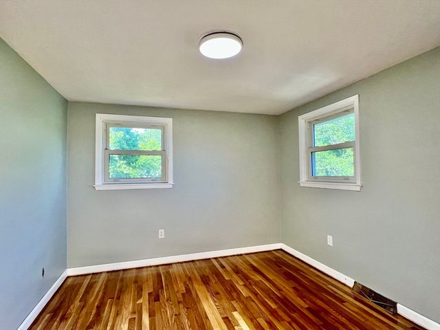 9 Champlain Dr., Hudson, MA 01749
