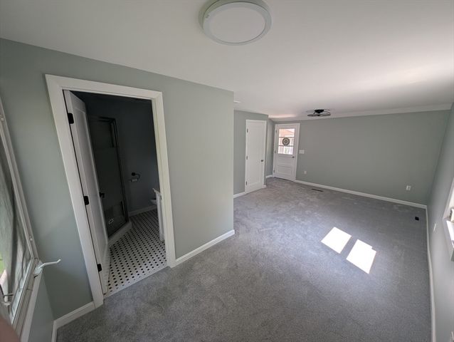 9 Champlain Dr., Hudson, MA 01749