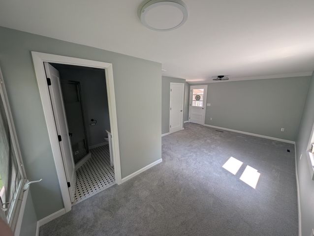 9 Champlain Dr., Hudson, MA 01749