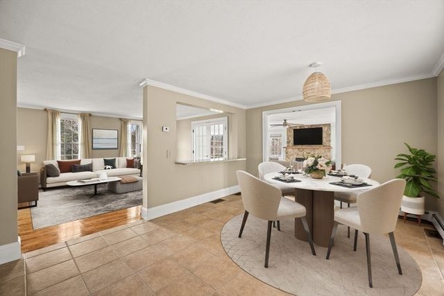 69 Fairview Ln, Plymouth, MA 02360