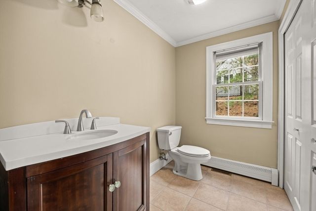 69 Fairview Ln, Plymouth, MA 02360