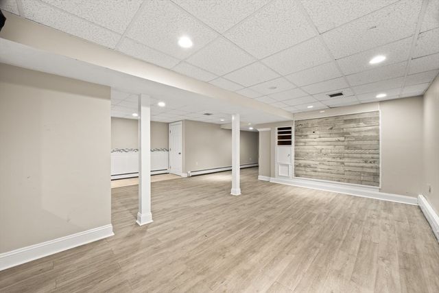 69 Fairview Ln, Plymouth, MA 02360