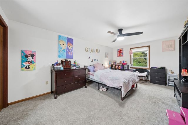 105 Hidden Valley Rd, Monroeville, PA 15146