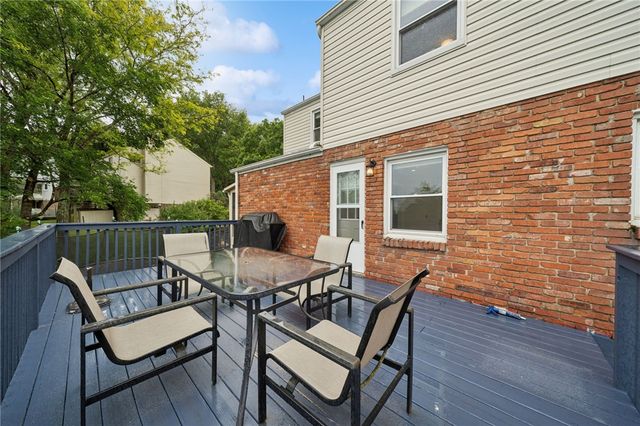 105 Hidden Valley Rd, Monroeville, PA 15146