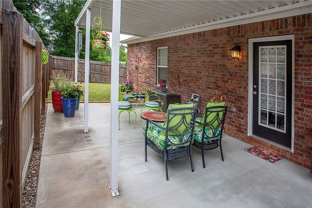 607 S 3rd Street, Dardanelle, AR 72834
