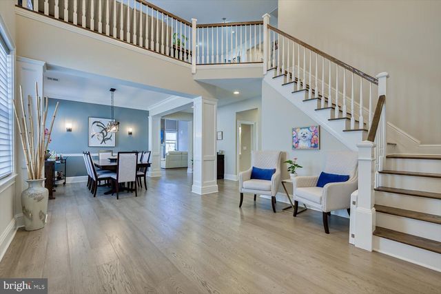 27 POTTER RD, Hillsborough, NJ 08844