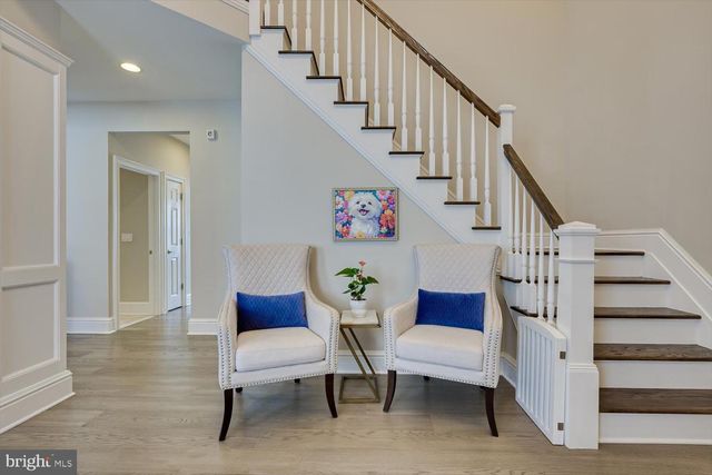 27 POTTER RD, Hillsborough, NJ 08844