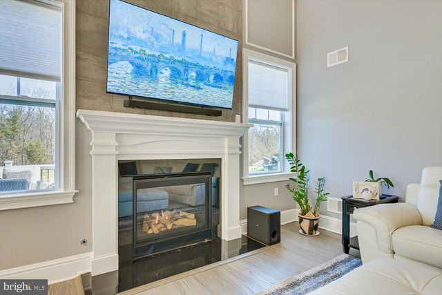 27 POTTER RD, Hillsborough, NJ 08844